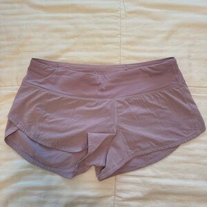 Lululemon Speed-Up Shorts 2.5” Size 6